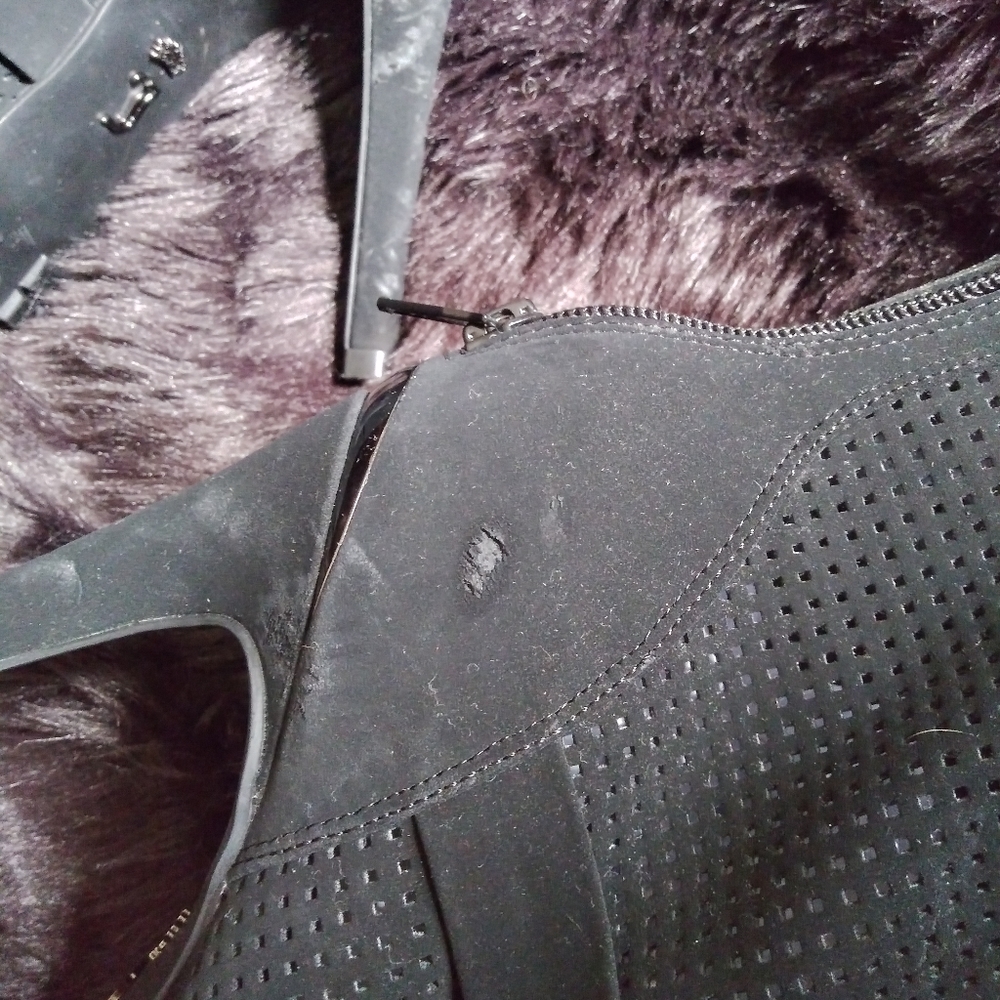 Boots - Picture 7 of 7
